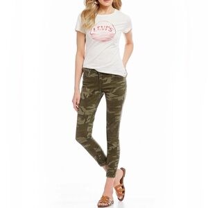 Levi’s Camo Print 711 Skinny Ankle Women’s Jeans, Size 30